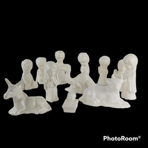 VINTAGE handmade ceramic Nativity set 12 pieces